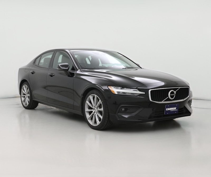 2021 Volvo S60 T6 Momentum
