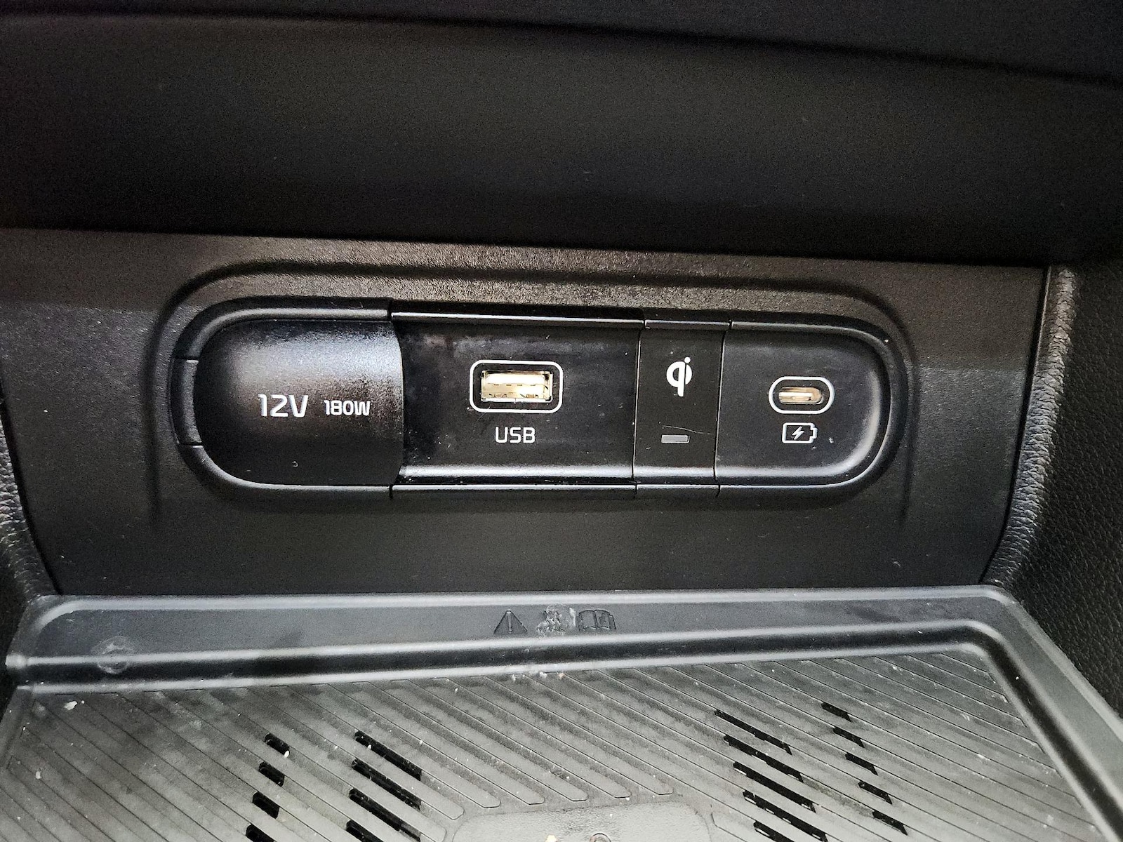 2024 Kia Sportage X-Line - Photo 20