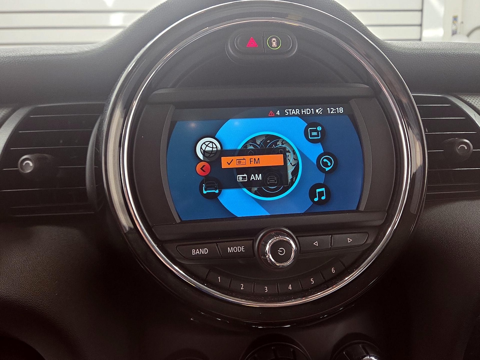 2020 MINI Hardtop 4 Door - Photo 7