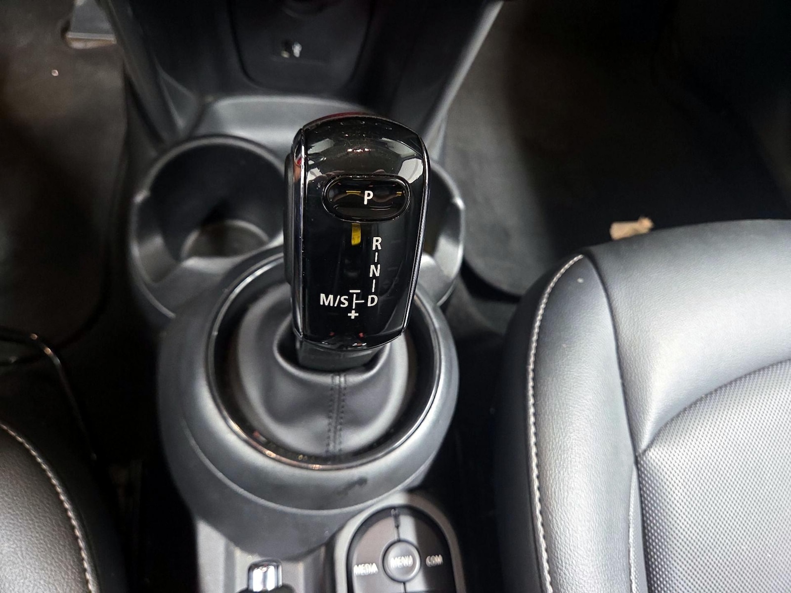 2020 MINI Hardtop 4 Door - Photo 9