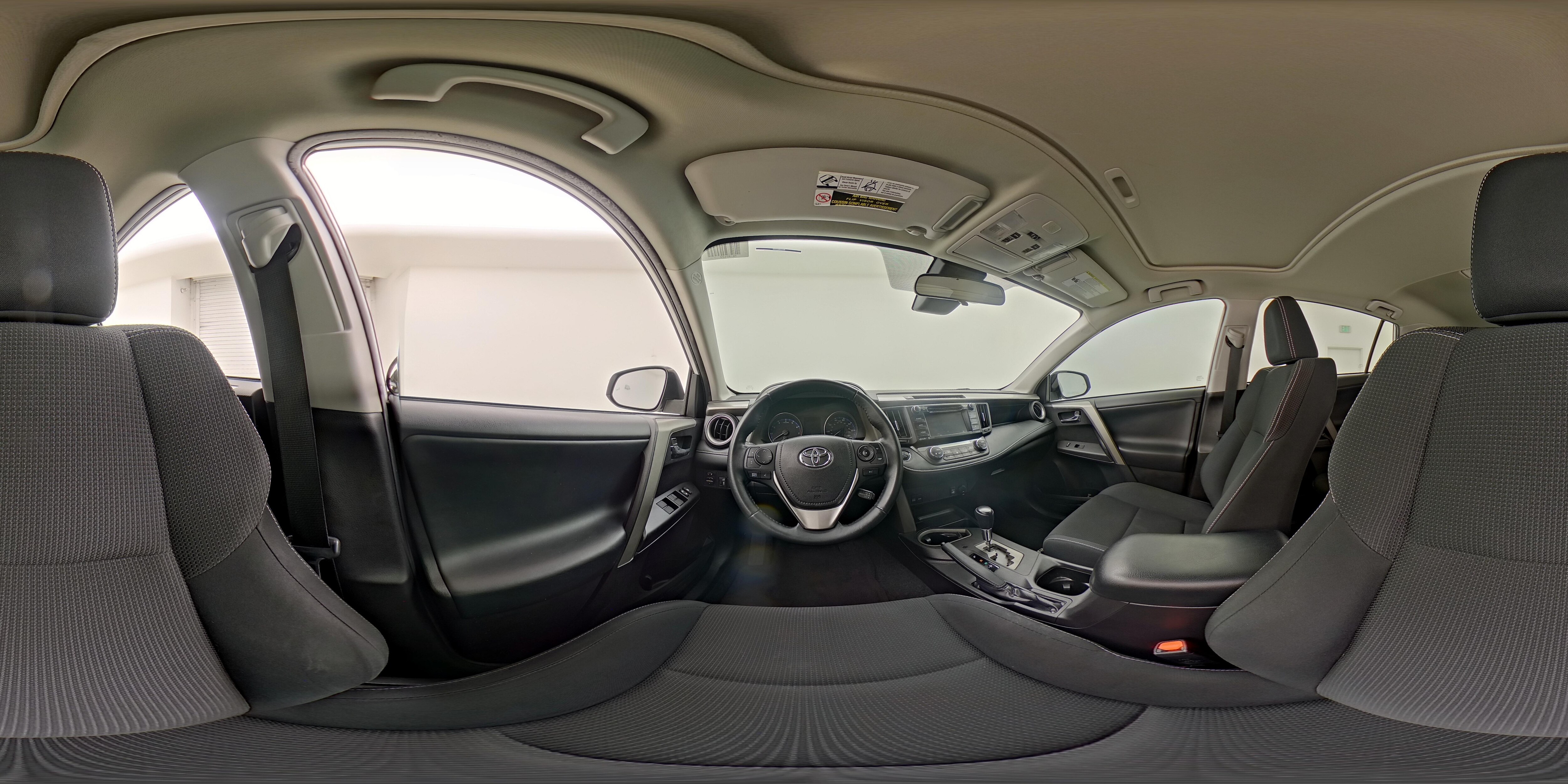 2018 Toyota RAV4 XLE - Photo 27