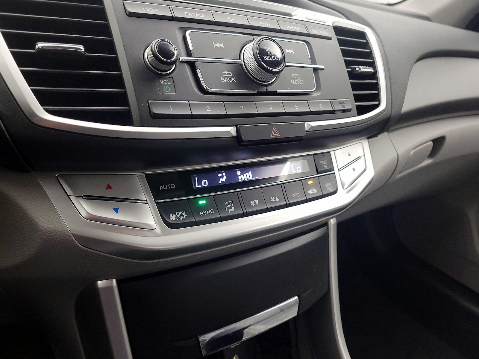 2014 Honda Accord LX - Photo 17