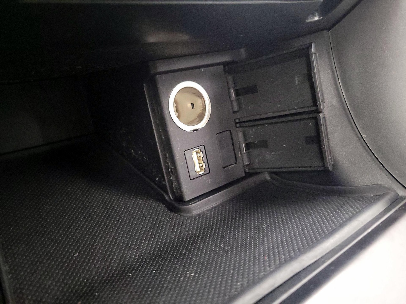2014 Honda Accord LX - Photo 19