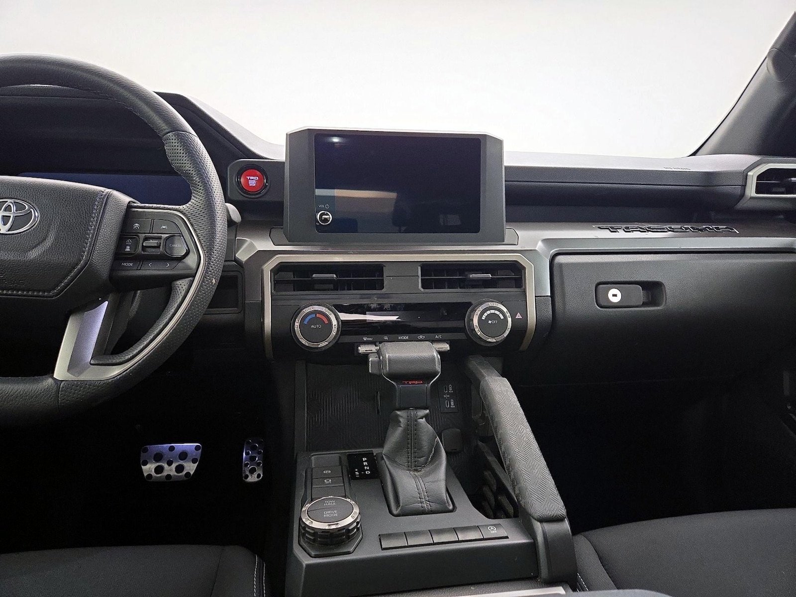 2024 Toyota Tacoma TRD Sport - Photo 10