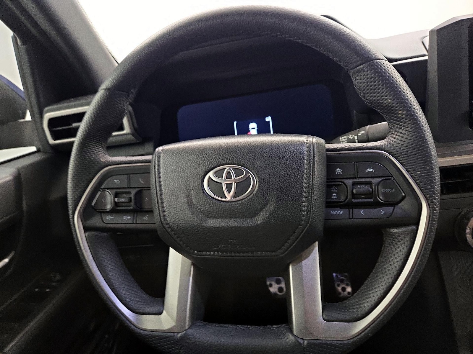 2024 Toyota Tacoma TRD Sport - Photo 11