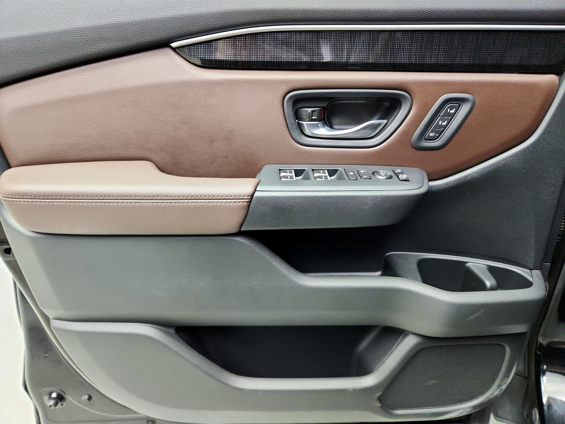 Thumbnail: 2023 Honda Pilot - 10
