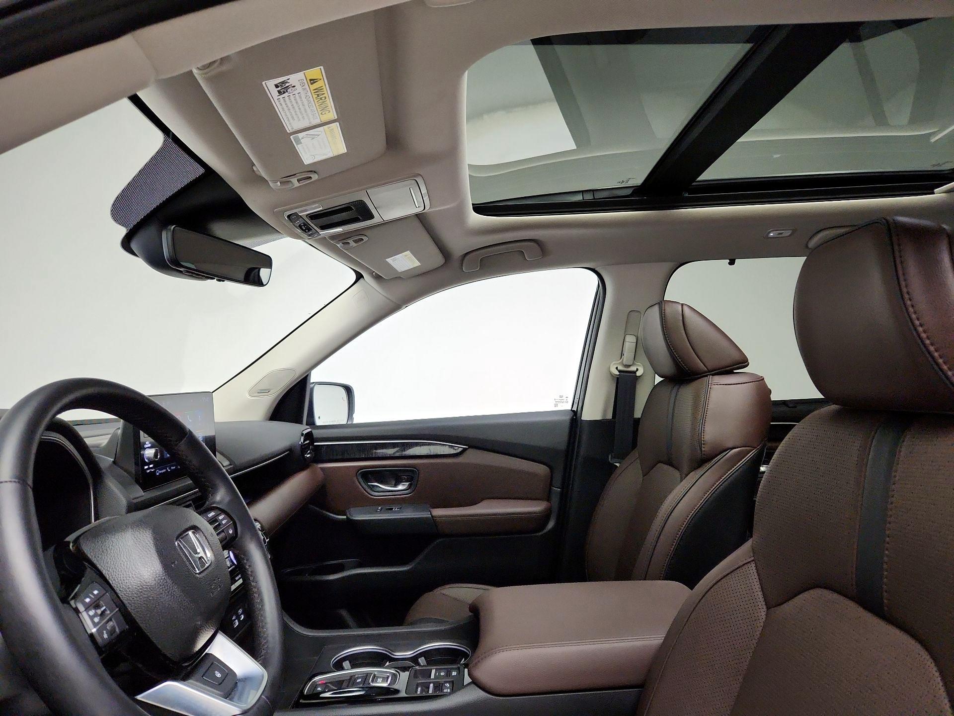 Thumbnail: 2023 Honda Pilot - 18