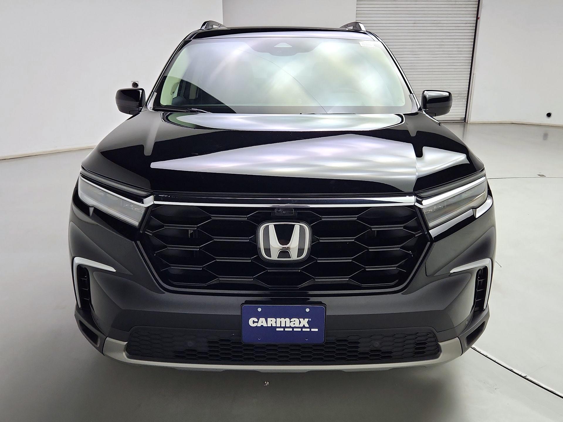 Thumbnail: 2023 Honda Pilot - 2