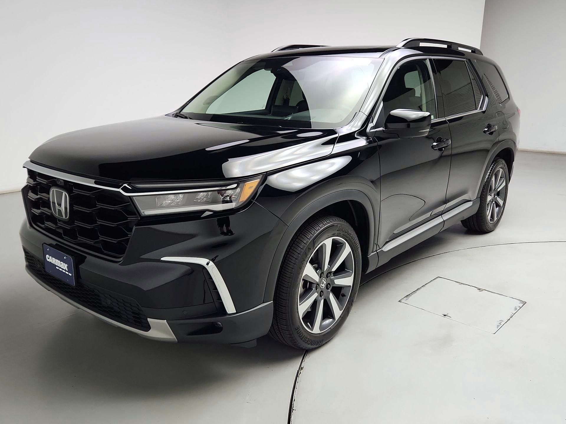 Thumbnail: 2023 Honda Pilot - 3