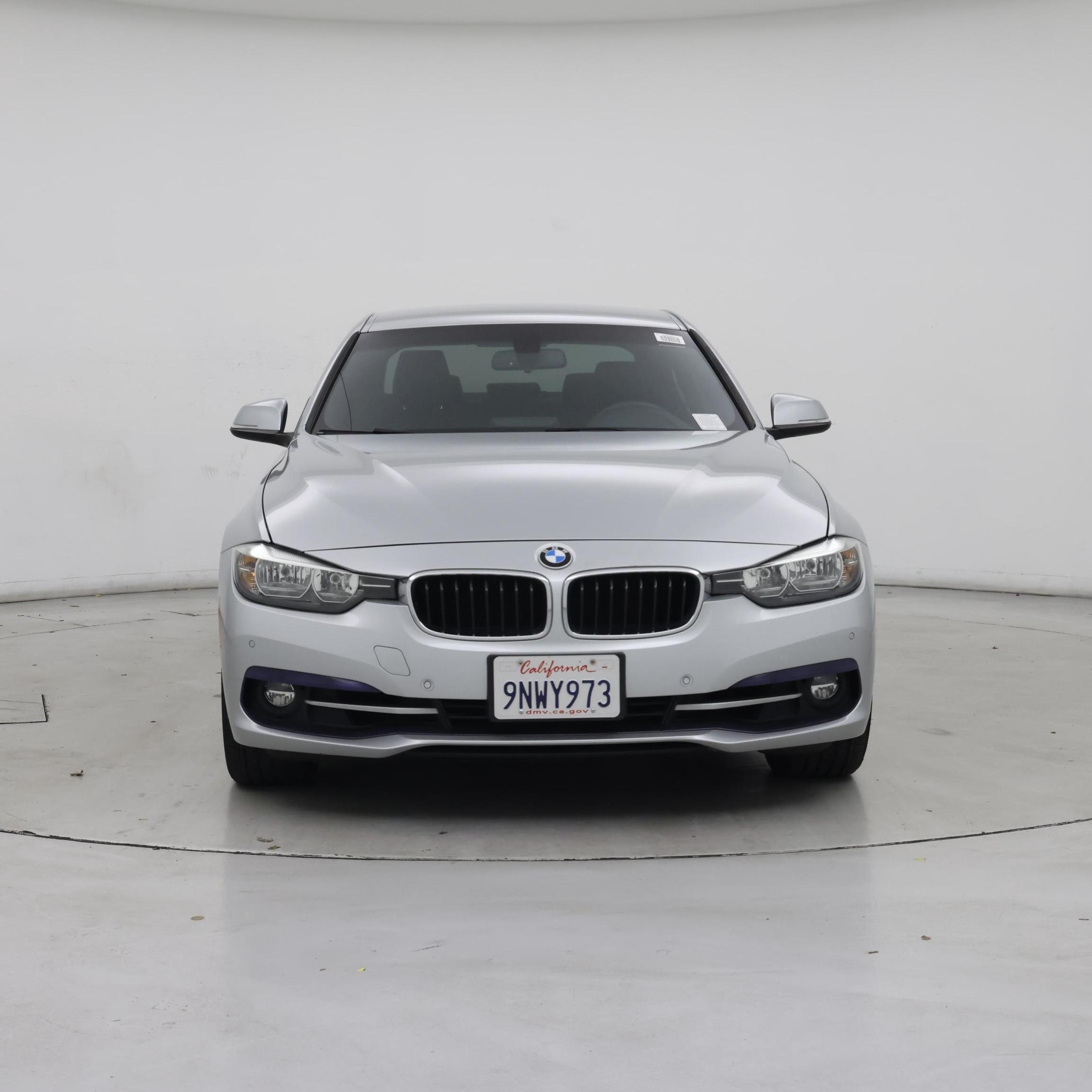 Thumbnail: 2017 BMW 3 Series - 5