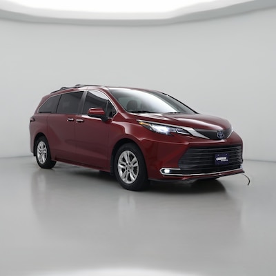 2022 Toyota Sienna Hybrid XLE