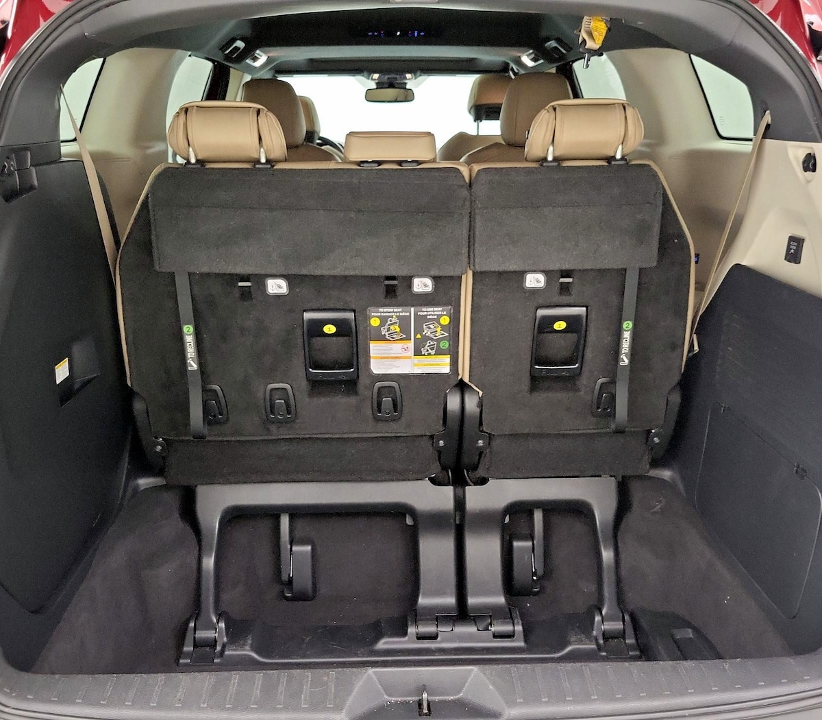 Trunk/Cargo (Seats Up)