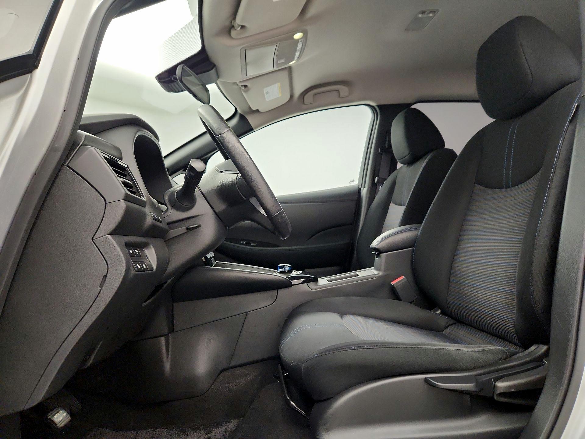 Thumbnail: 2022 Nissan Leaf - 11