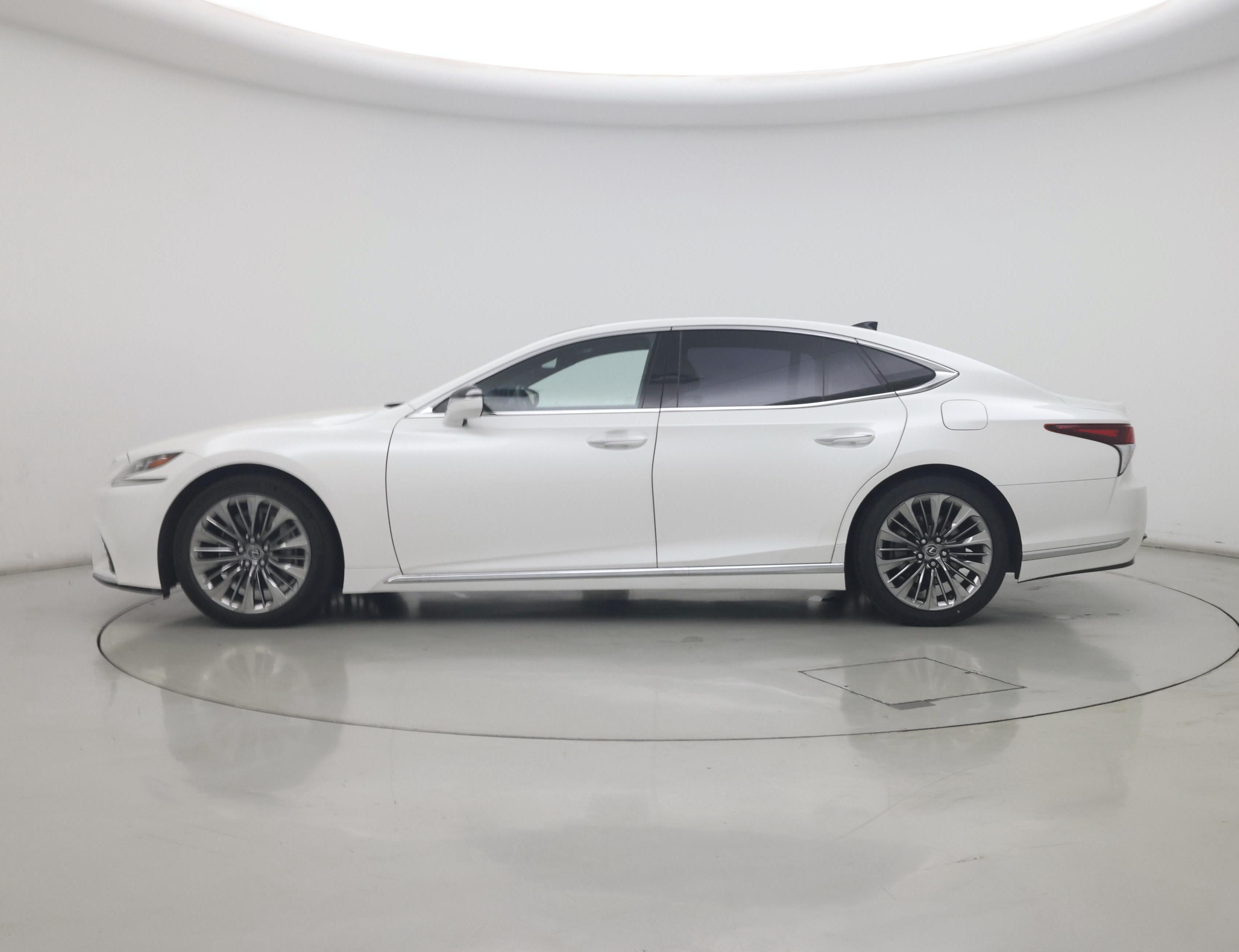 Thumbnail: 2020 Lexus LS - 3