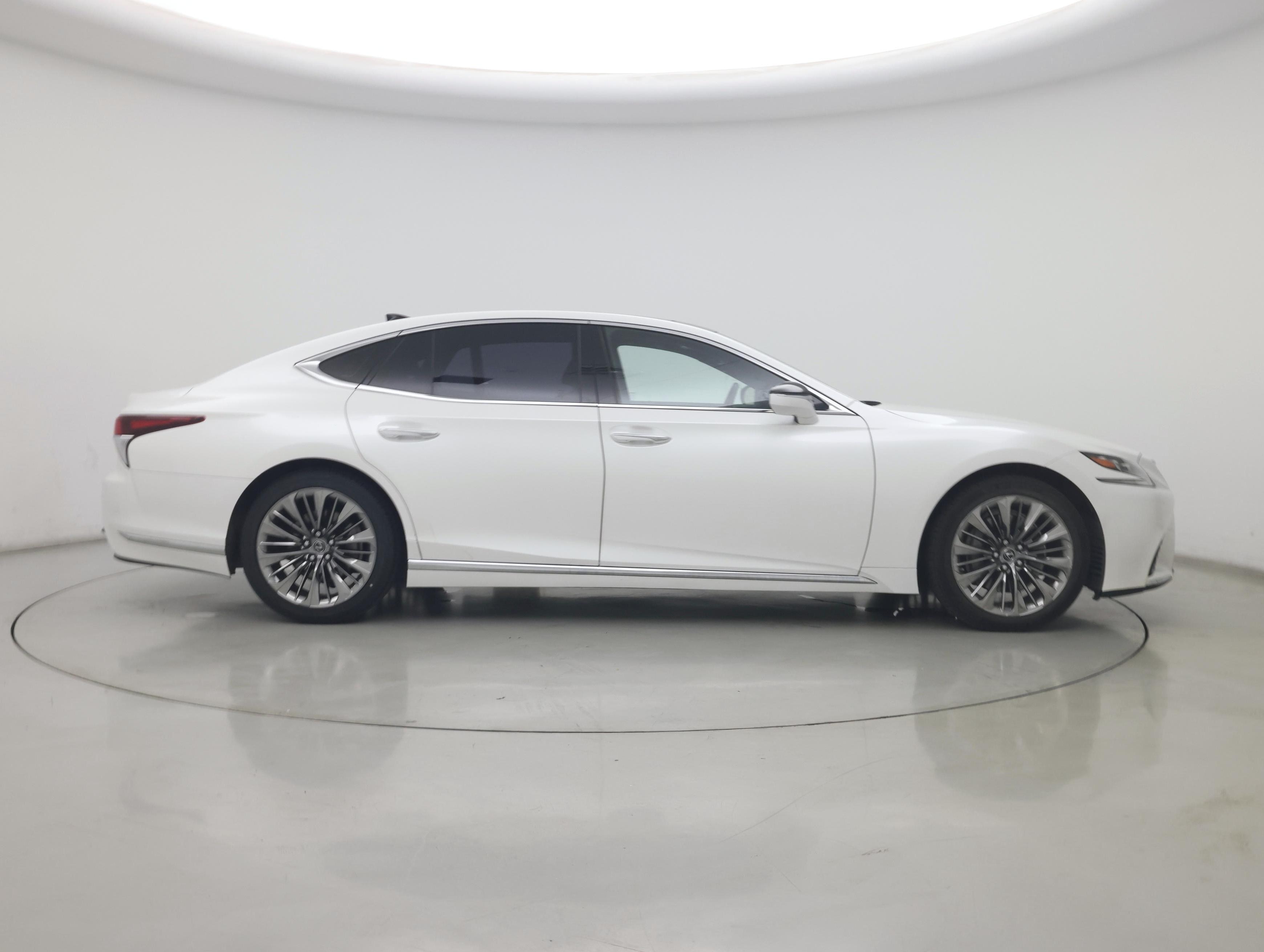 Thumbnail: 2020 Lexus LS - 7
