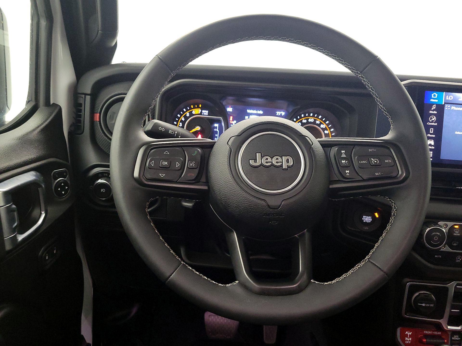 Thumbnail: 2025 Jeep Wrangler - 10