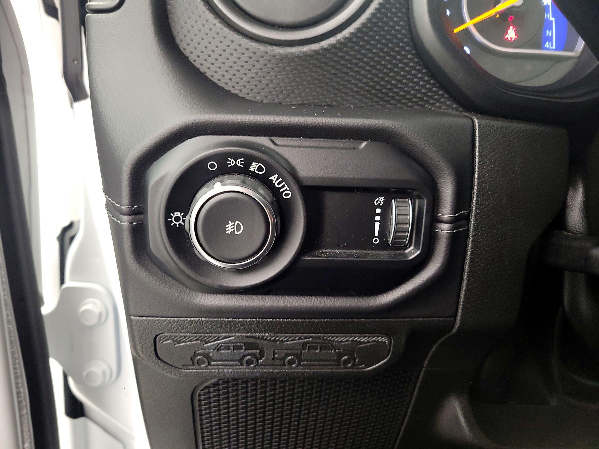 Thumbnail: 2025 Jeep Wrangler - 13
