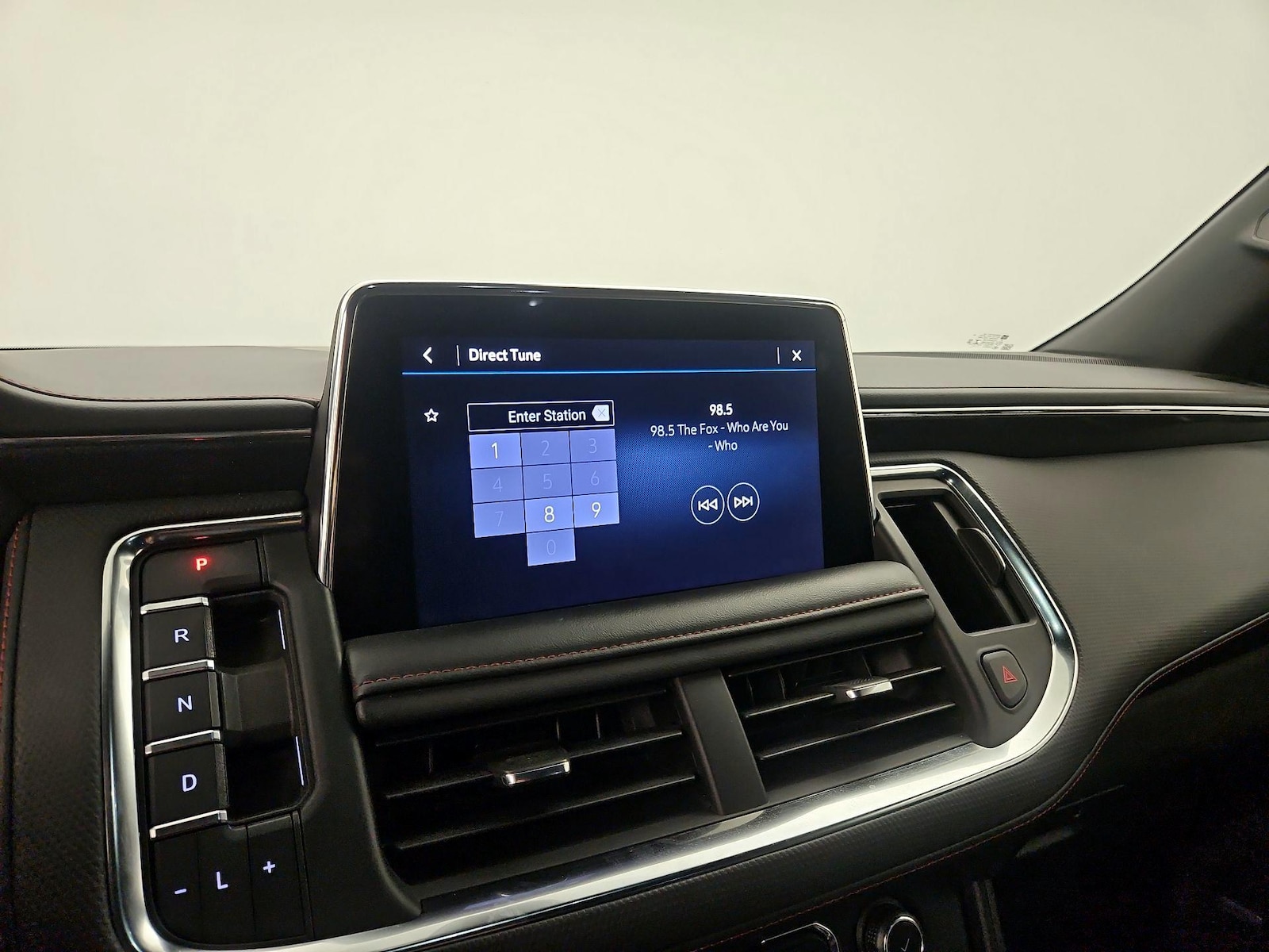 2021 Chevrolet Tahoe RST - Photo 15