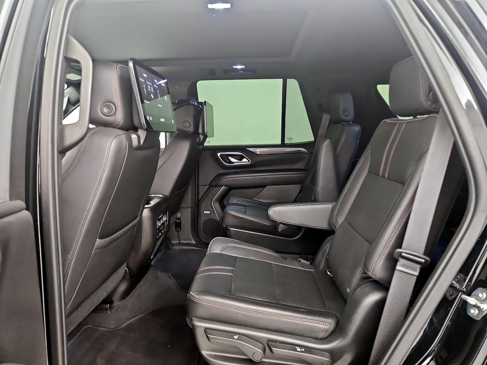 2021 Chevrolet Tahoe RST - Photo 22