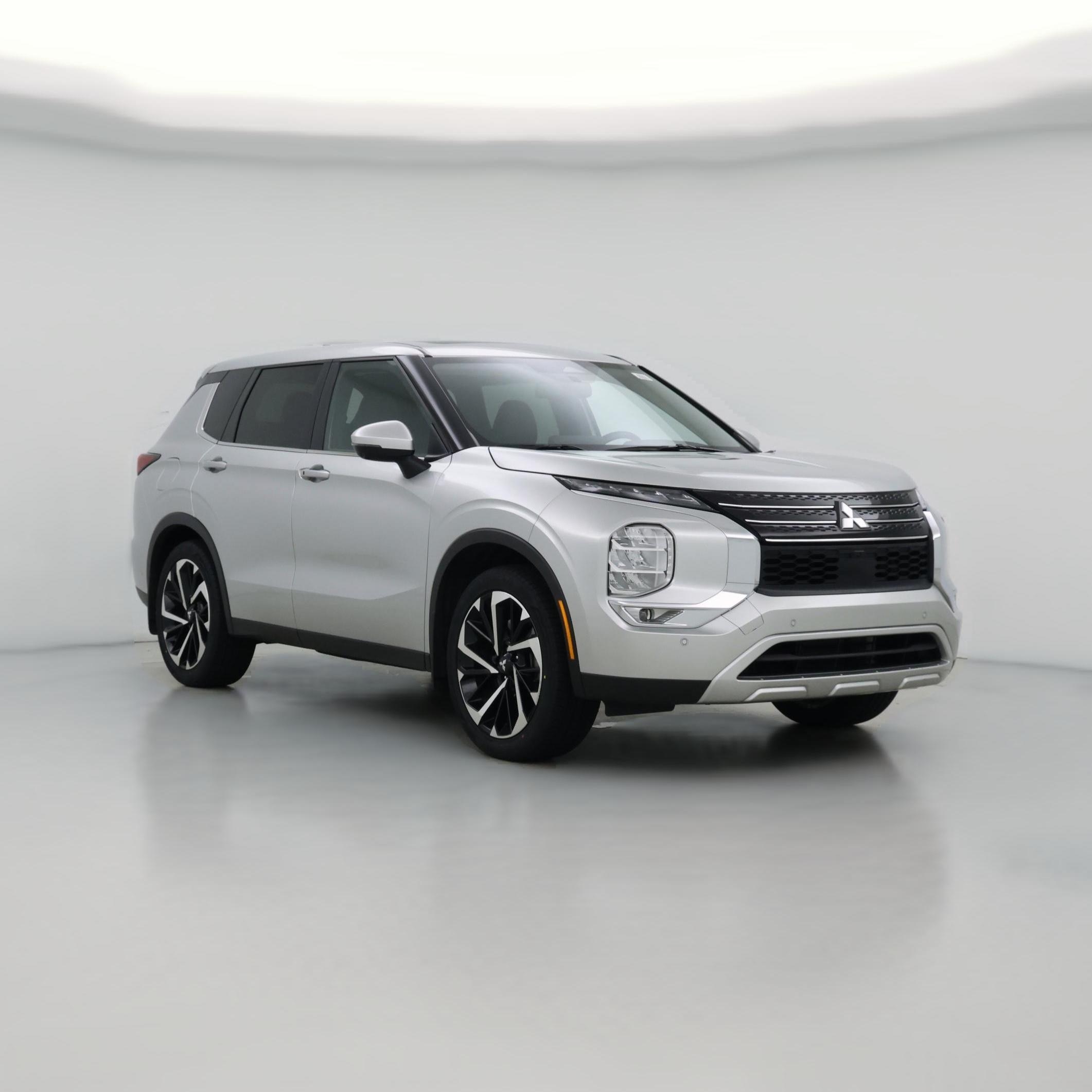 Thumbnail: 2022 Mitsubishi Outlander - 1