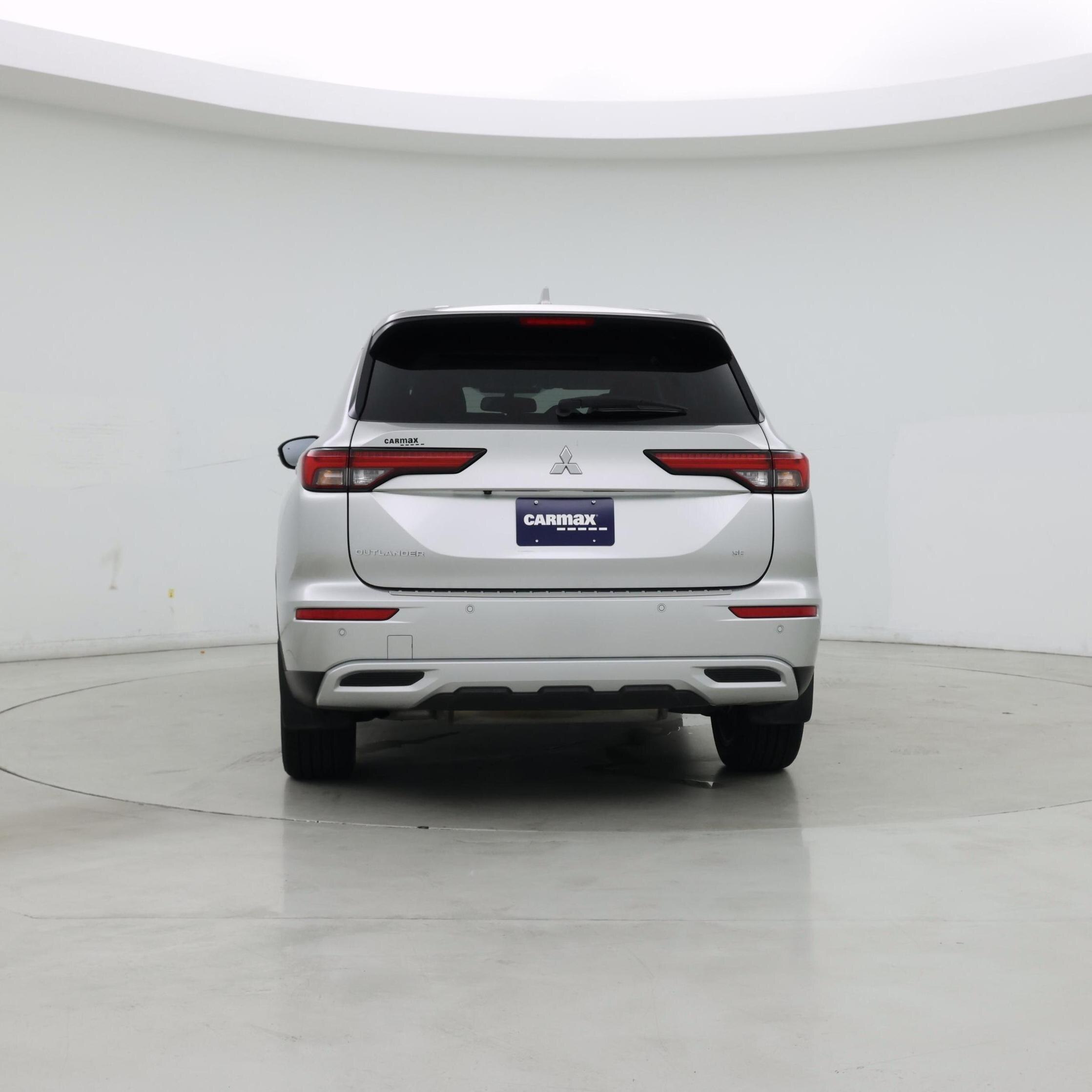Thumbnail: 2022 Mitsubishi Outlander - 6