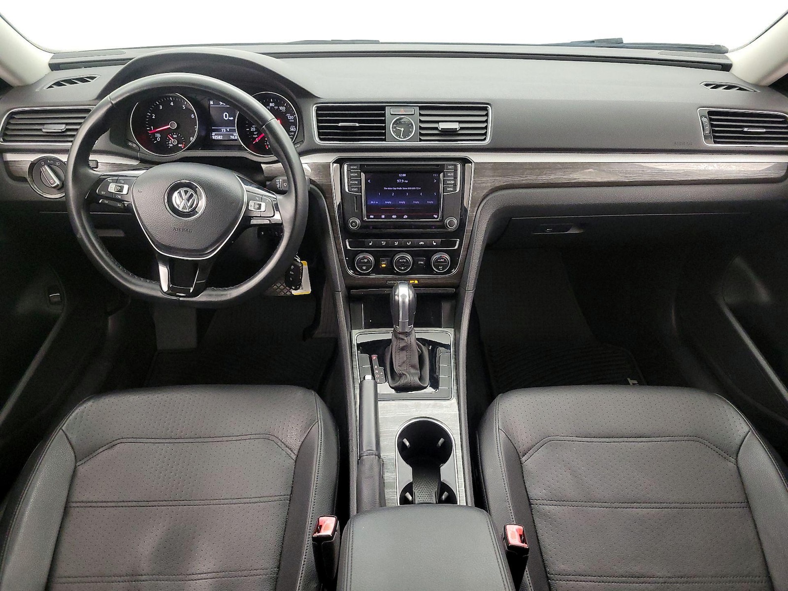 2016 Volkswagen Passat SE - Photo 10