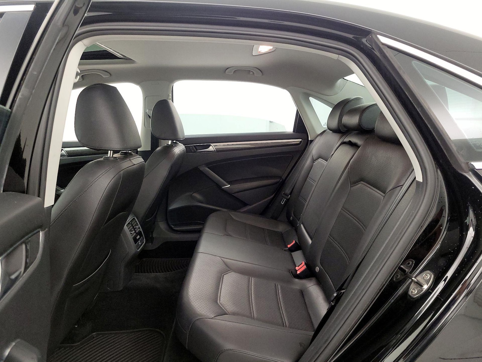 2016 Volkswagen Passat SE - Photo 21