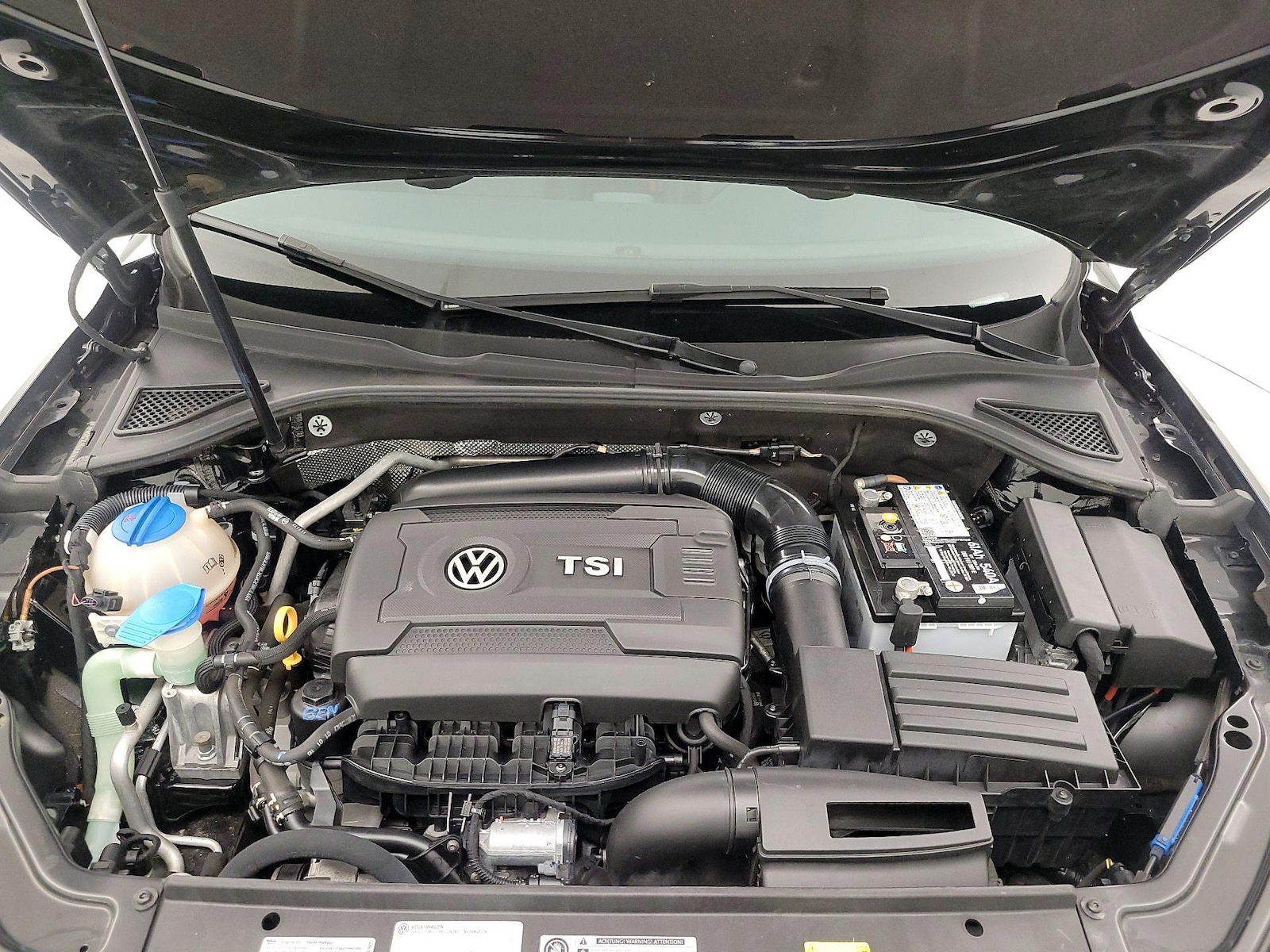 2016 Volkswagen Passat SE - Photo 23