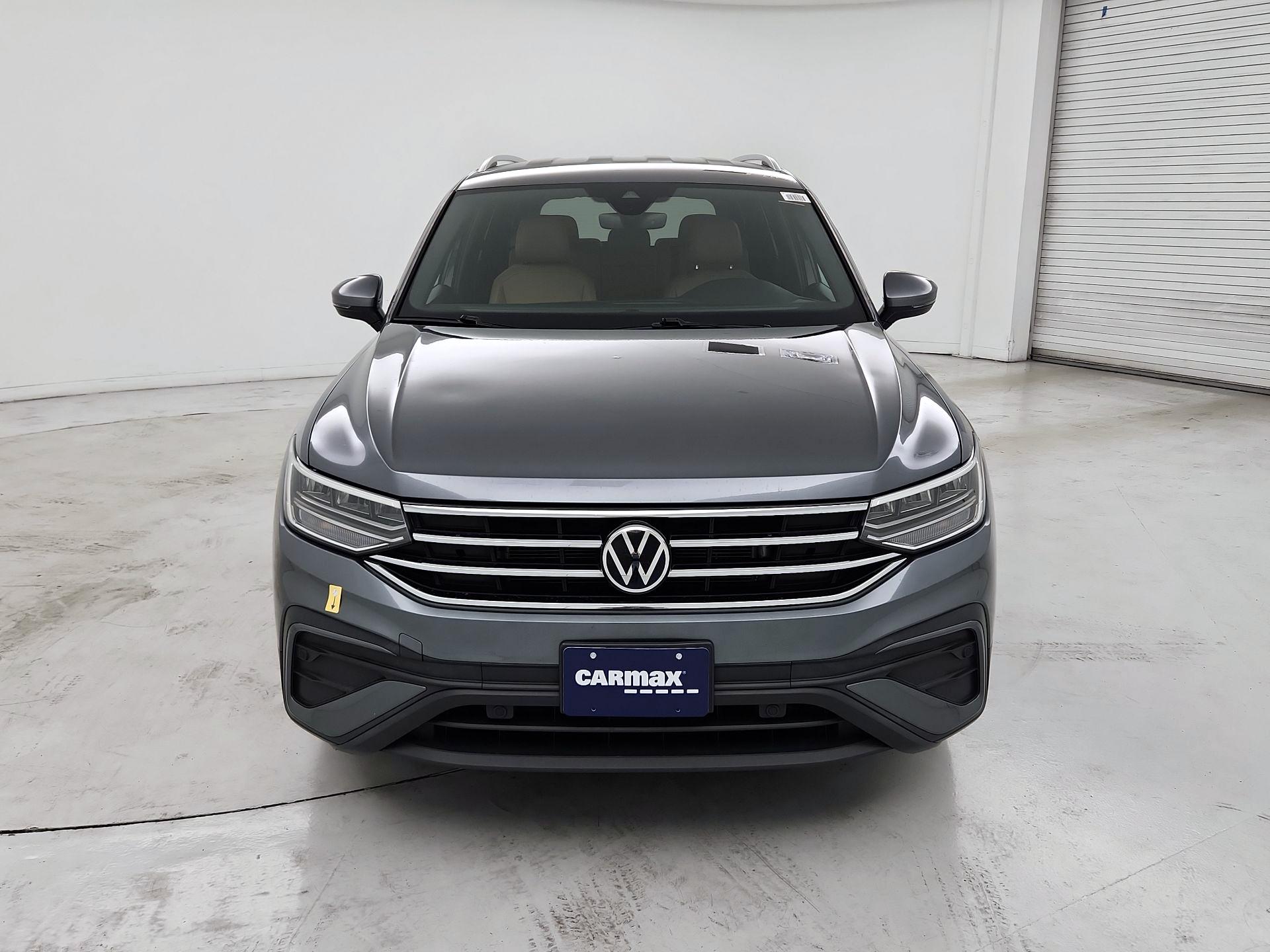 Thumbnail: 2022 Volkswagen Tiguan - 2
