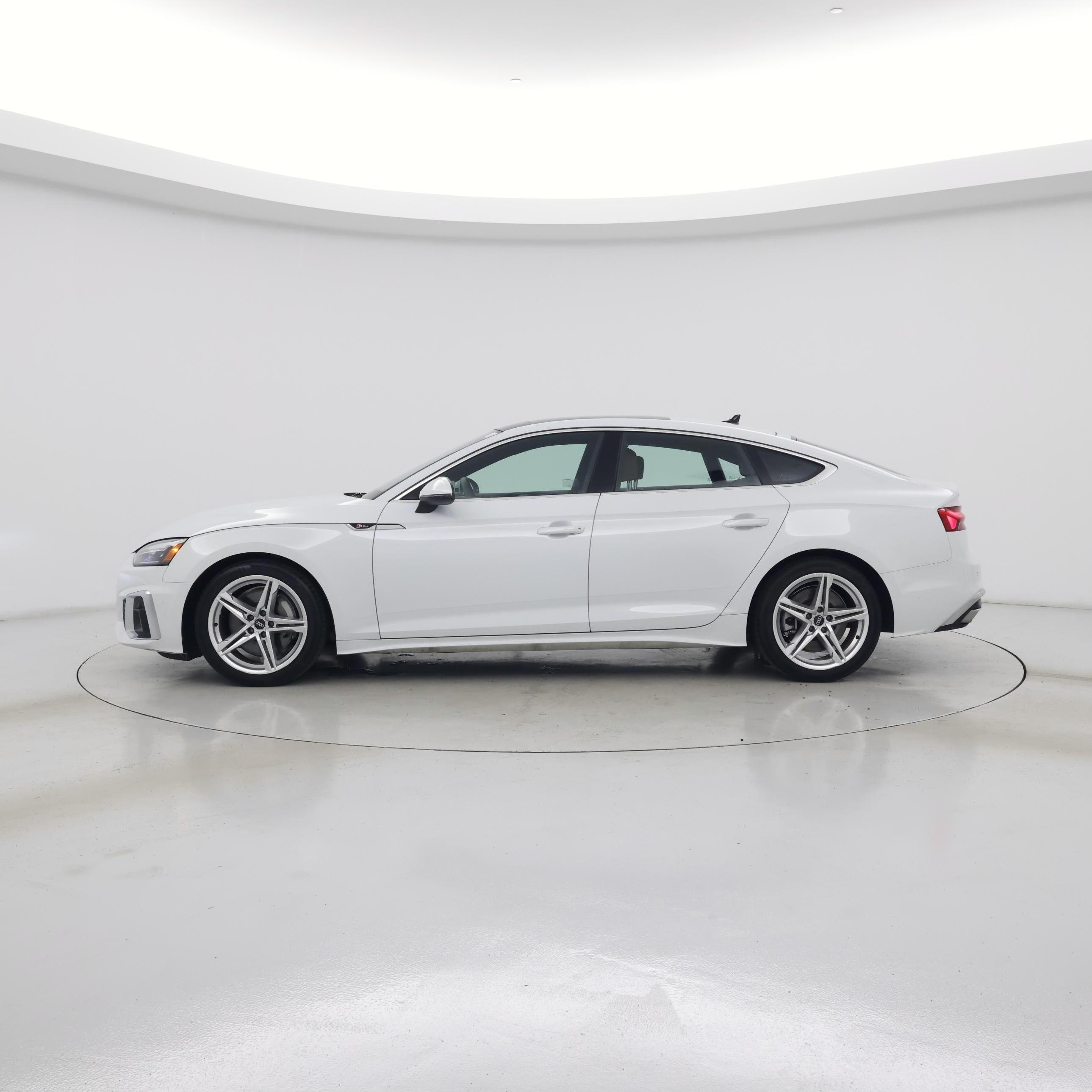 Thumbnail: 2022 Audi A5 - 3