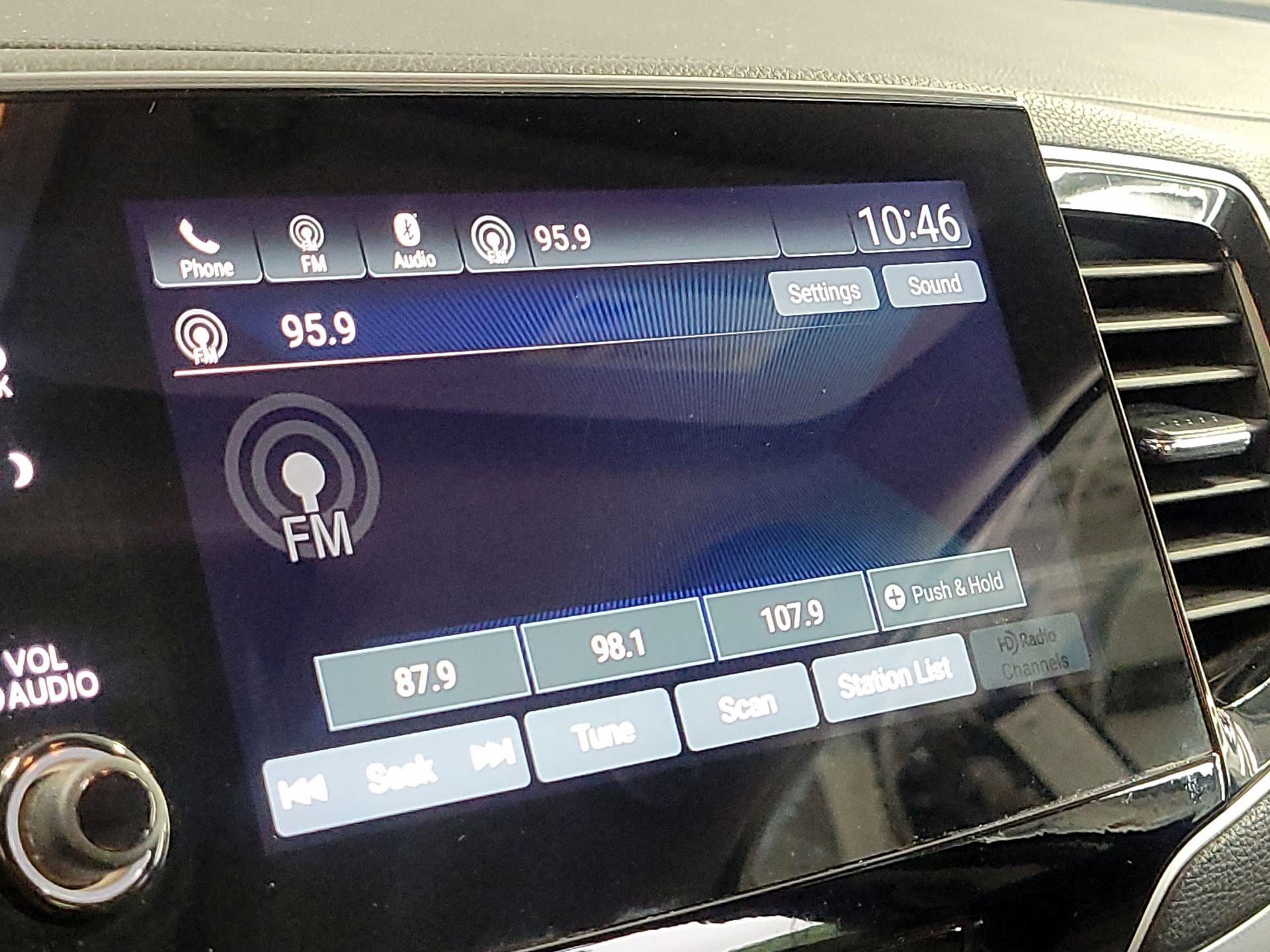 Thumbnail: 2019 Honda Pilot - 15