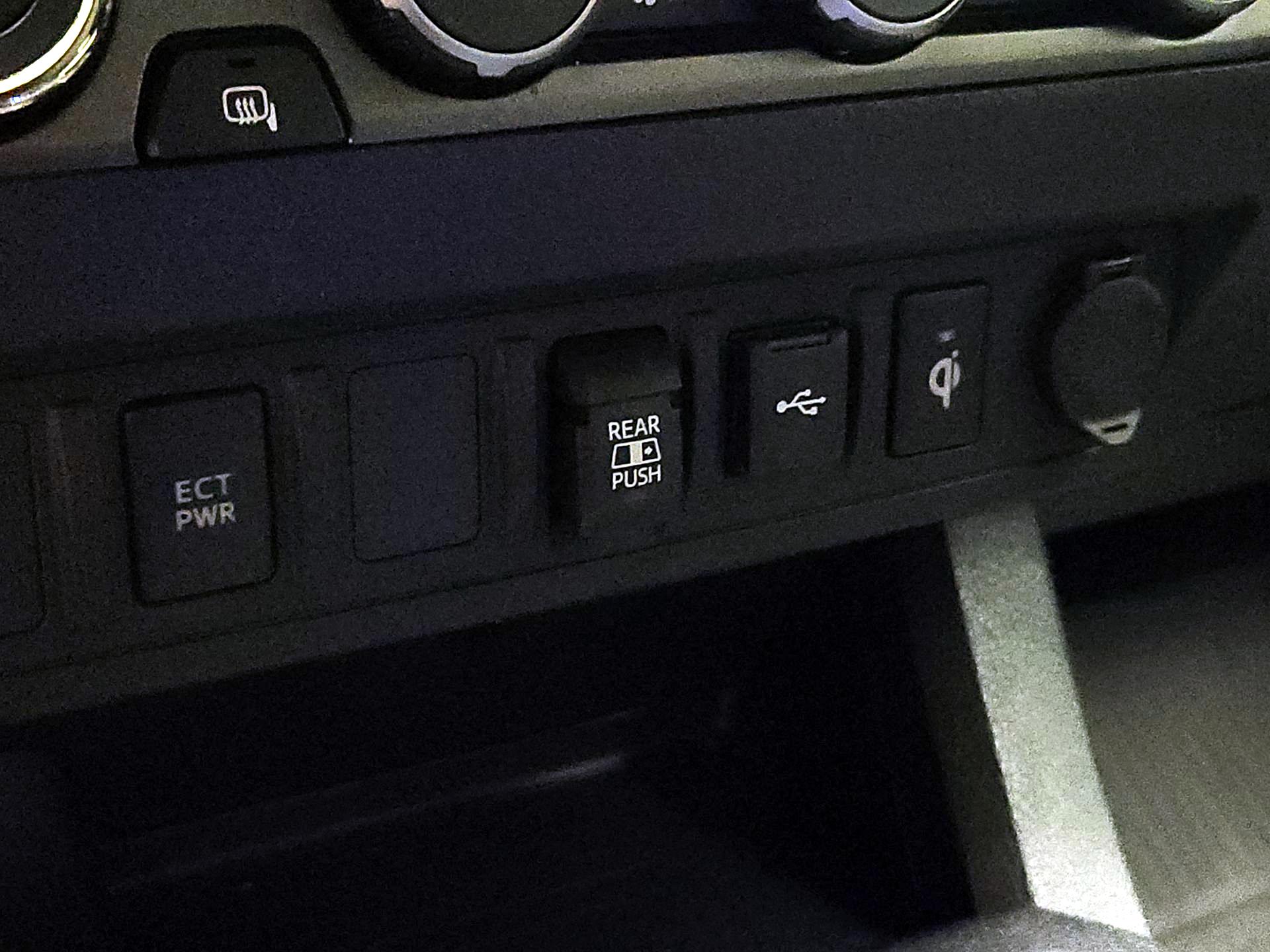 Thumbnail: 2023 Toyota Tacoma - 16