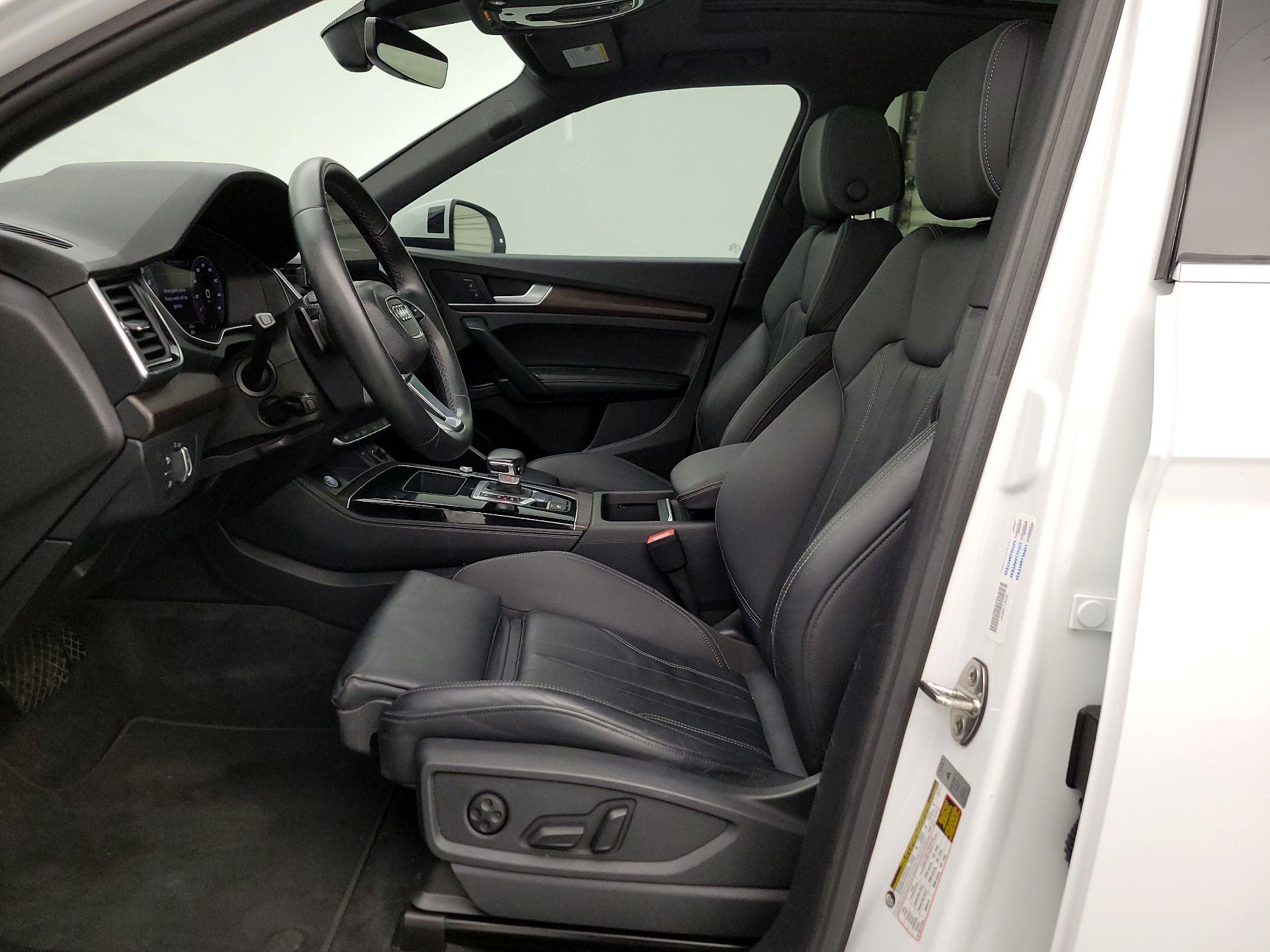 Thumbnail: 2021 Audi Q5 - 11