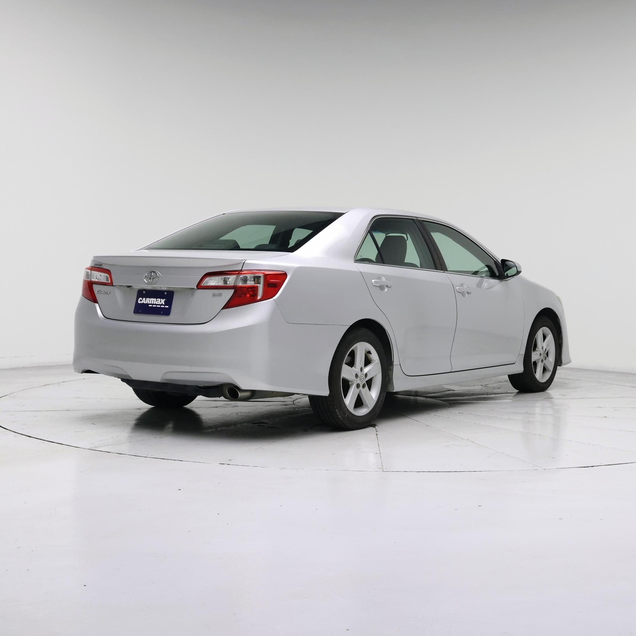 Thumbnail: 2014 Toyota Camry - 8