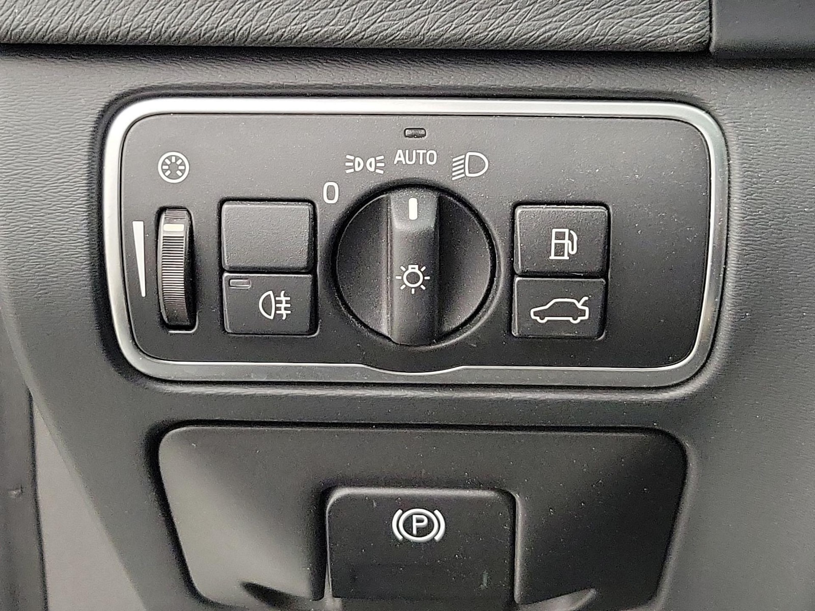 2017 Volvo V60 Premier - Photo 14