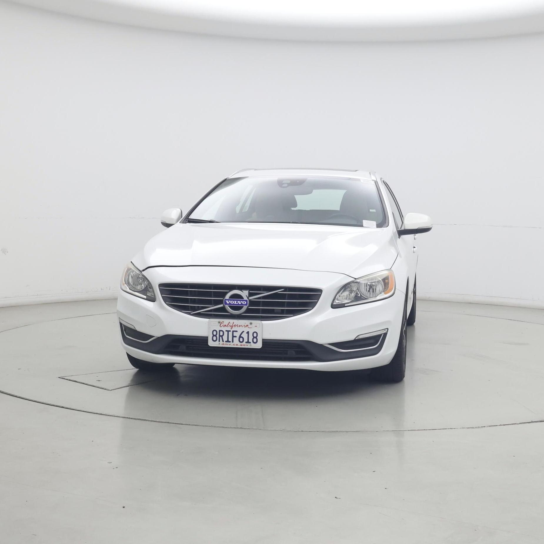 Thumbnail: 2017 Volvo V60 - 5