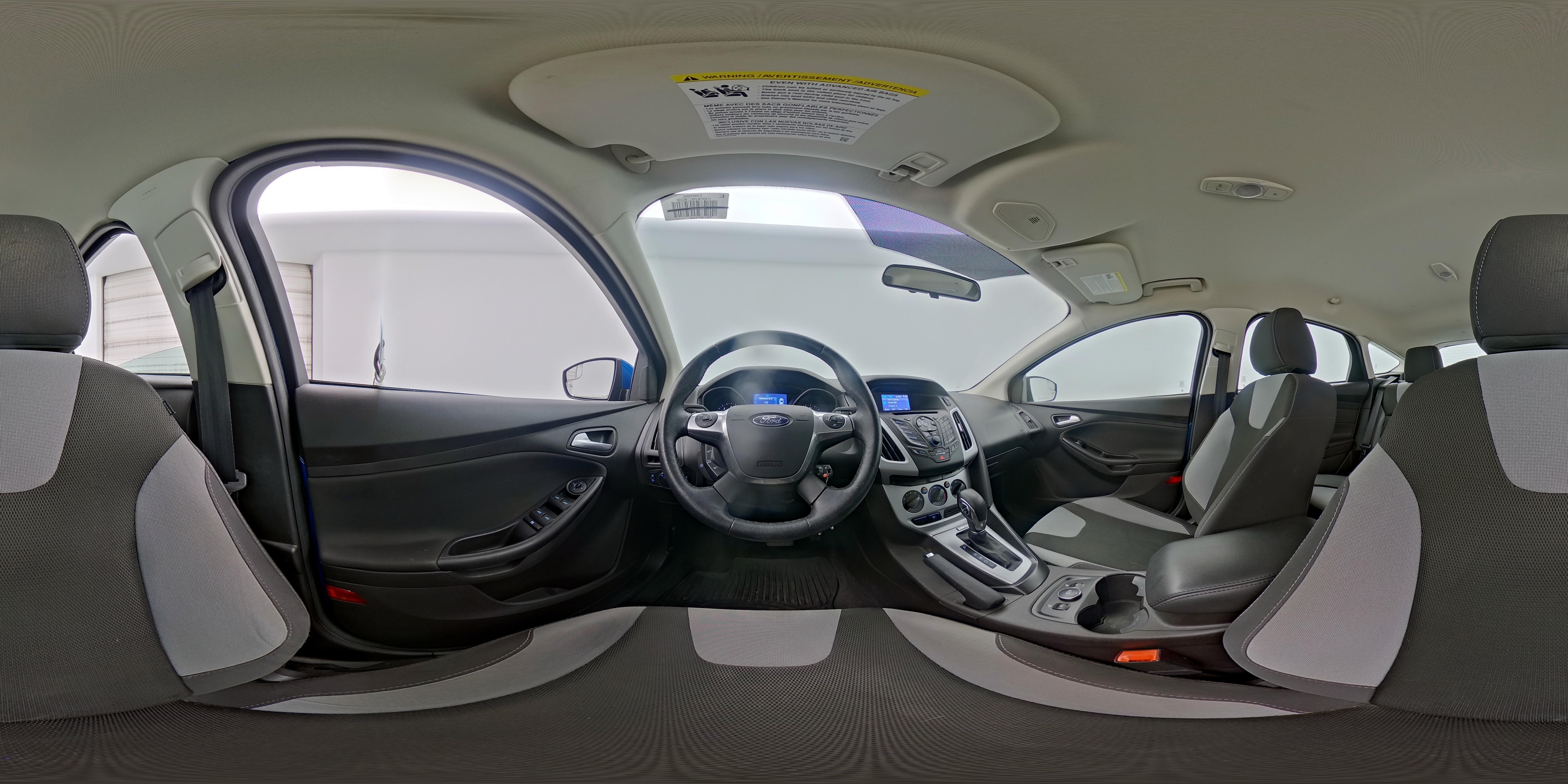 2014 Ford Focus SE - Photo 26