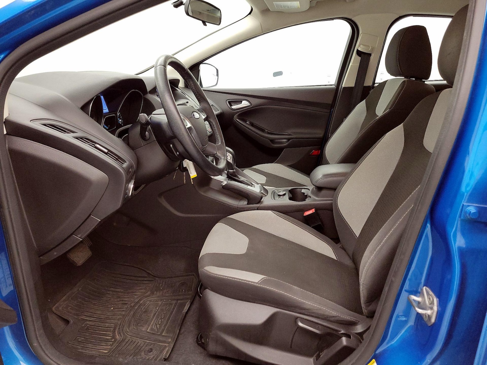 2014 Ford Focus SE - Photo 12