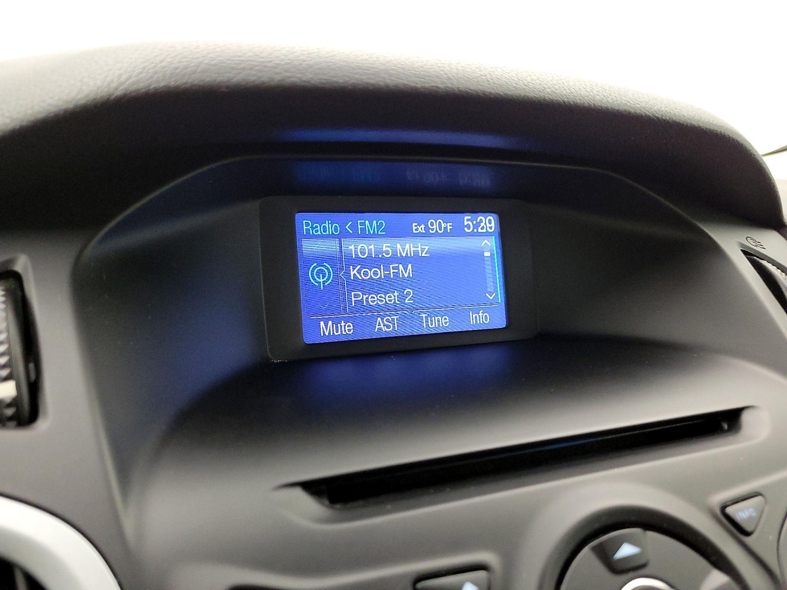 2014 Ford Focus SE - Photo 15