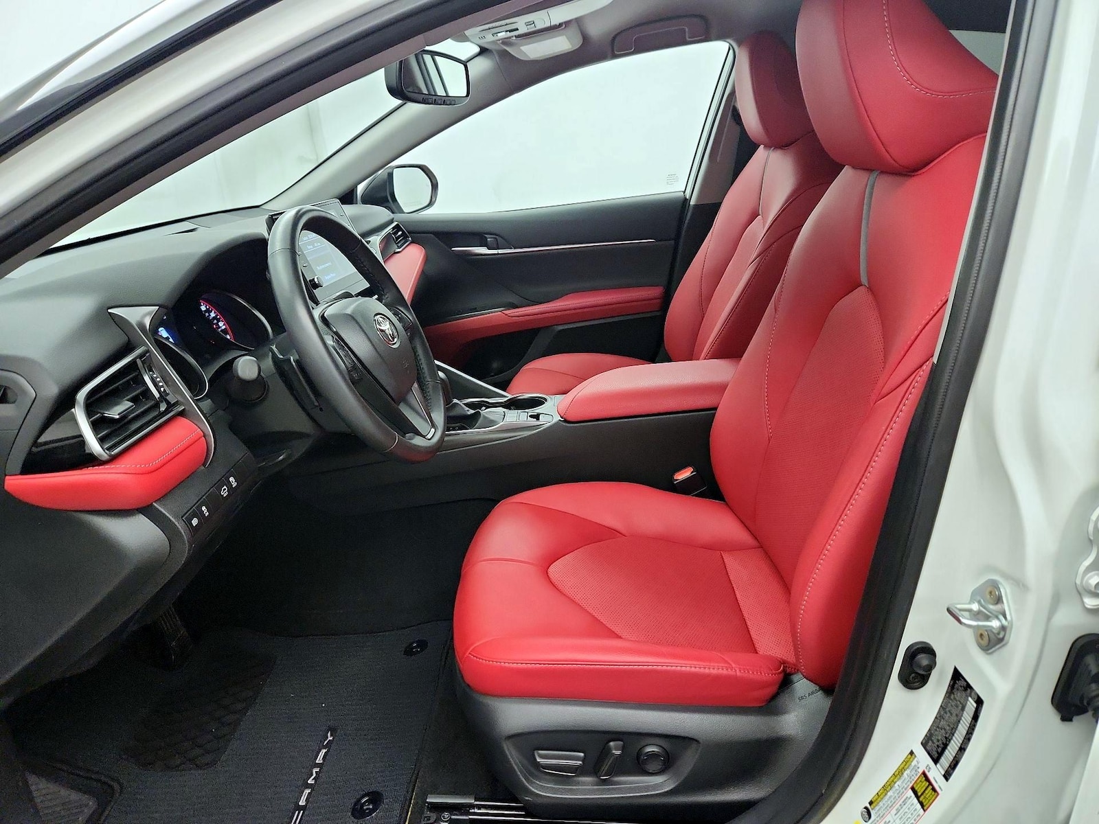 2024 Toyota Camry XSE - Photo 12