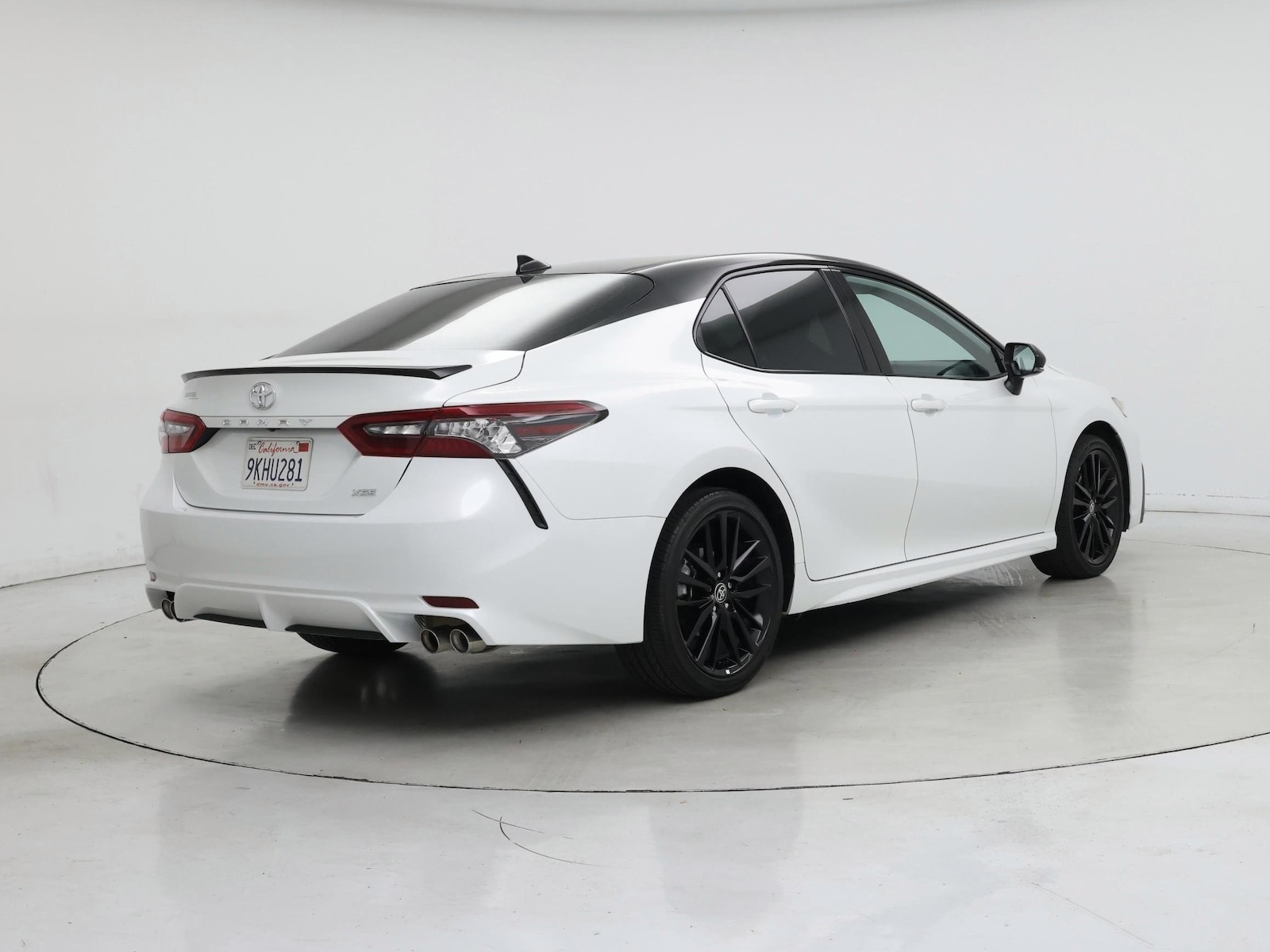 2024 Toyota Camry XSE - Photo 9