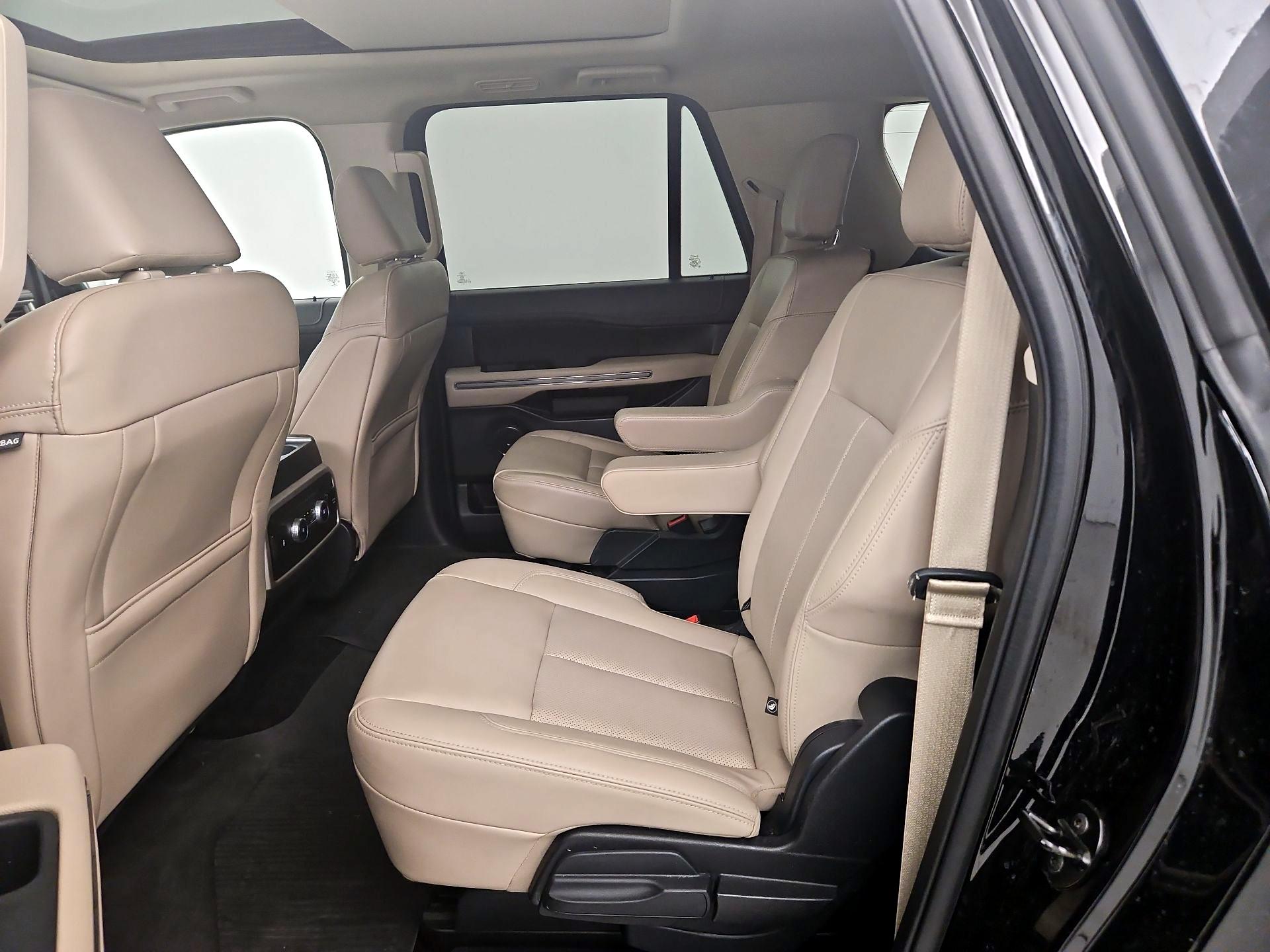 Thumbnail: 2022 Ford Expedition MAX - 20