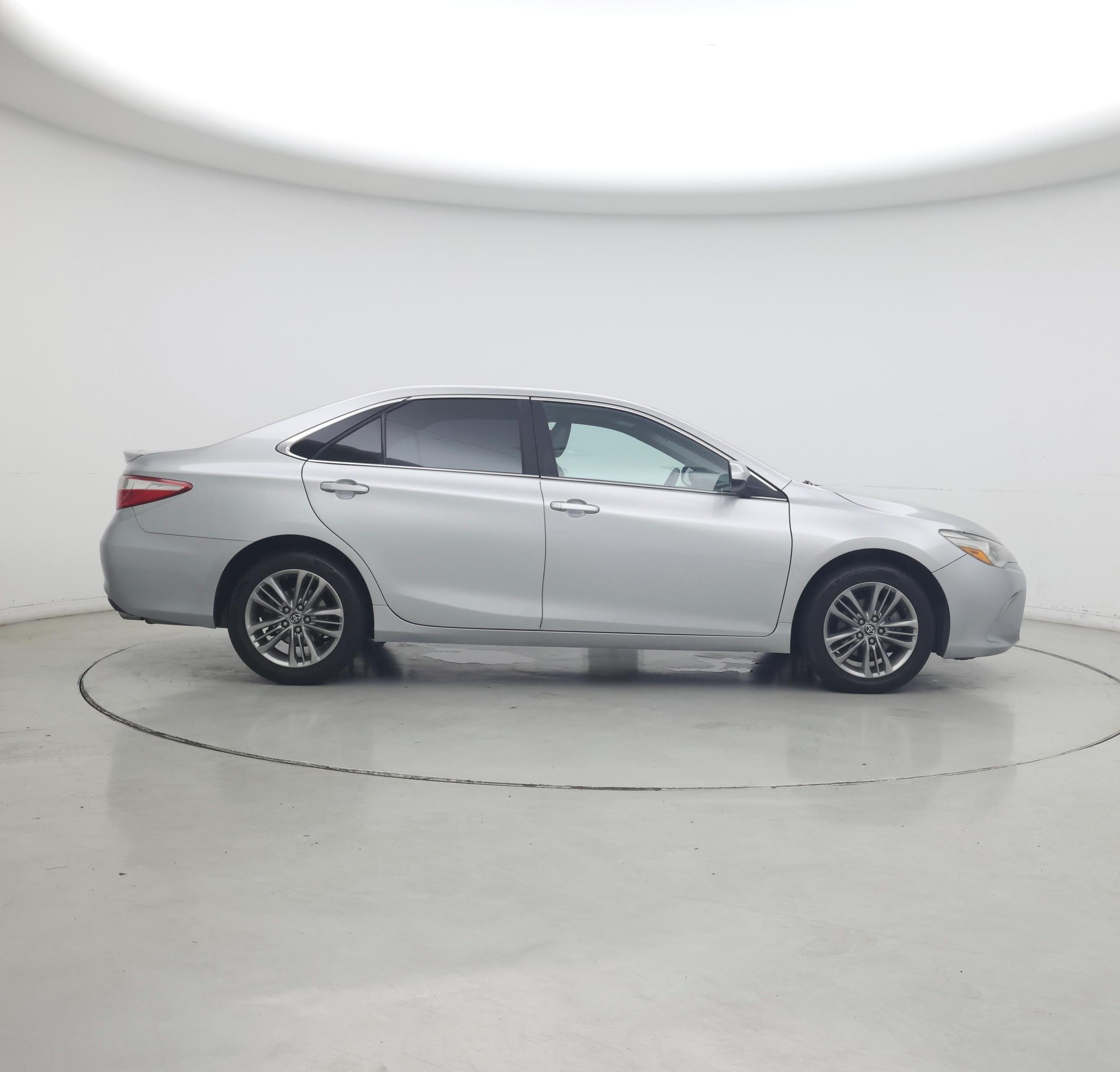 Thumbnail: 2016 Toyota Camry - 7