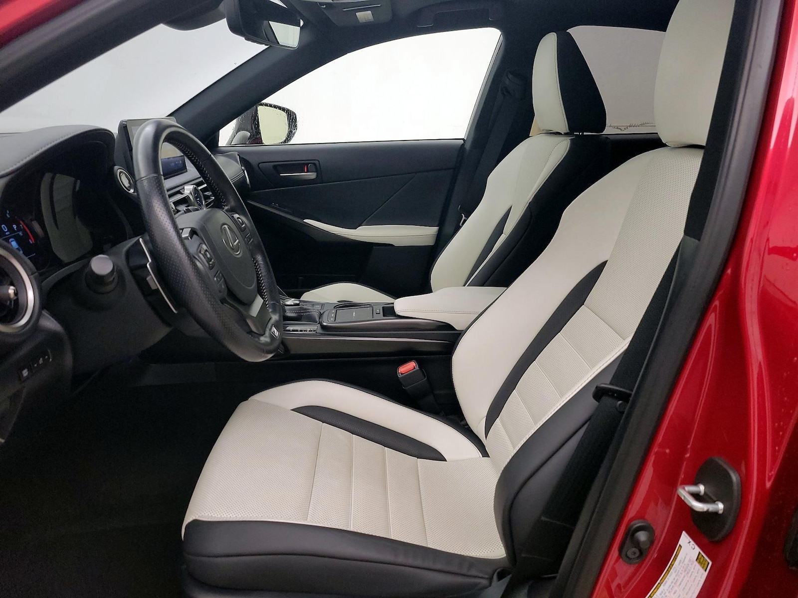 2021 Lexus IS 350 F SPORT - Photo 12