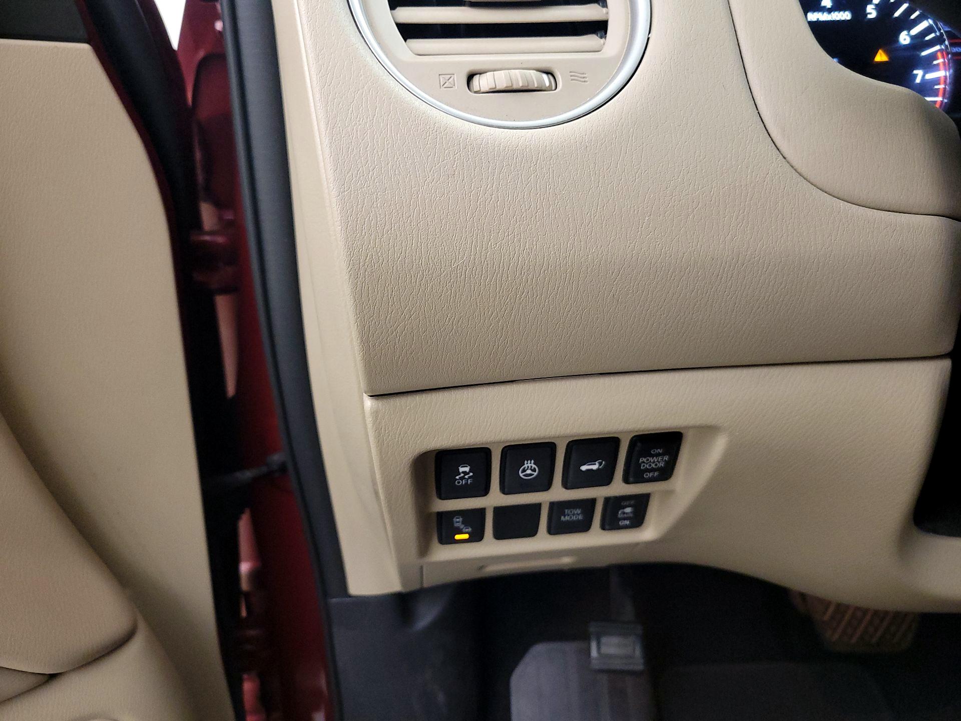Thumbnail: 2017 Nissan Pathfinder - 13