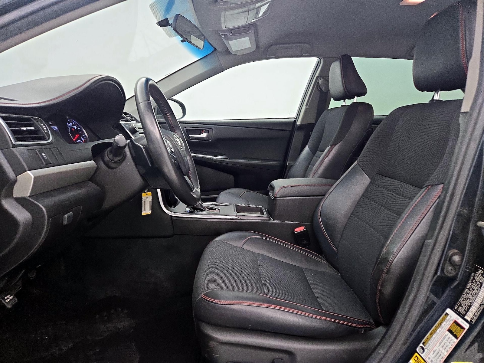 Power Seat(s) & Side Airbags