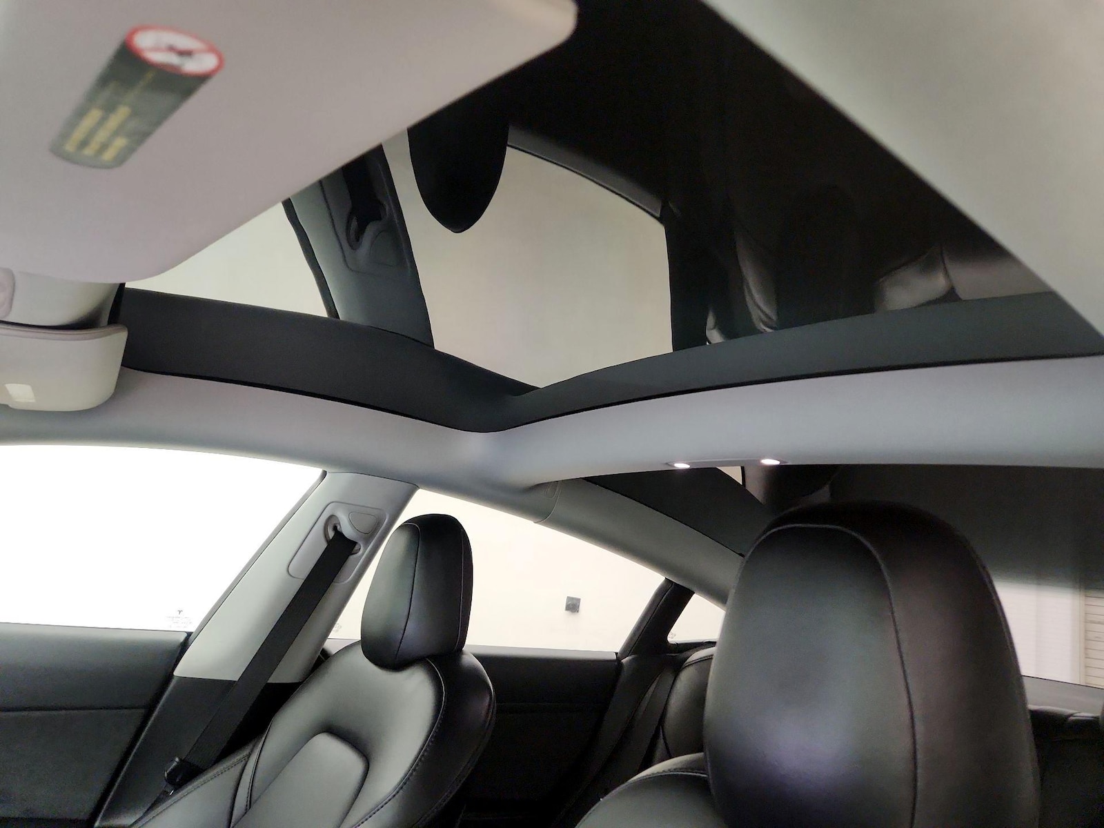 Skylight(s) & Overhead Airbags
