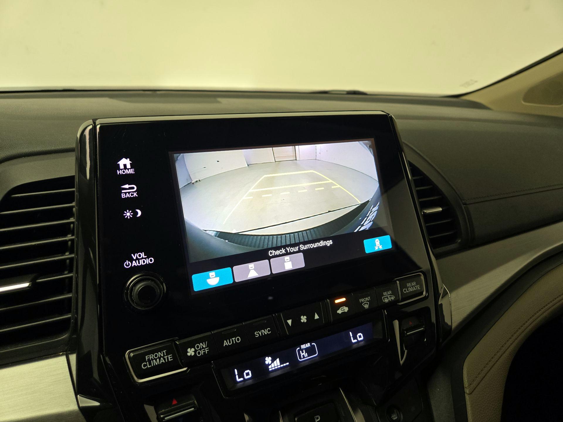 Thumbnail: 2019 Honda Odyssey - 15