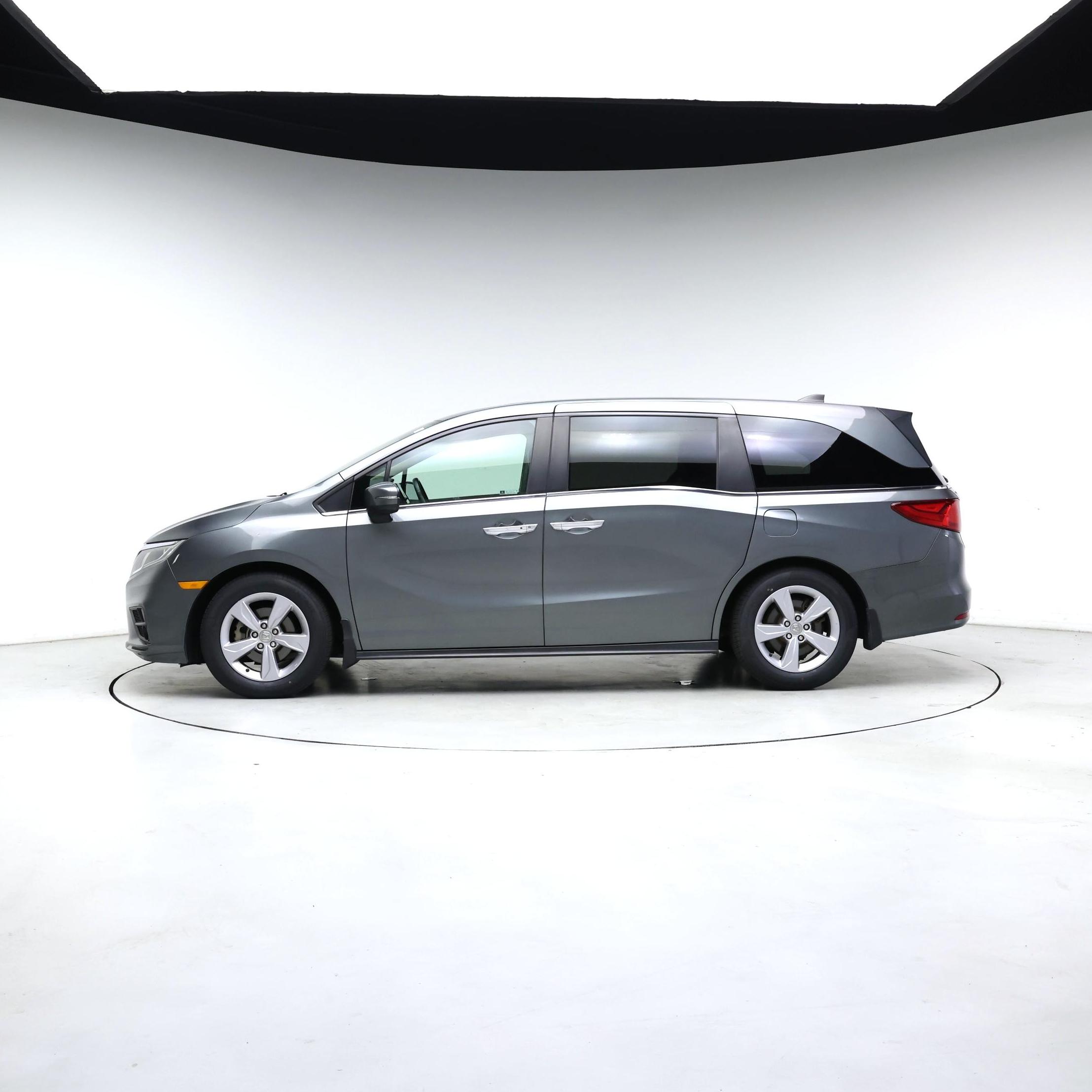 Thumbnail: 2019 Honda Odyssey - 3