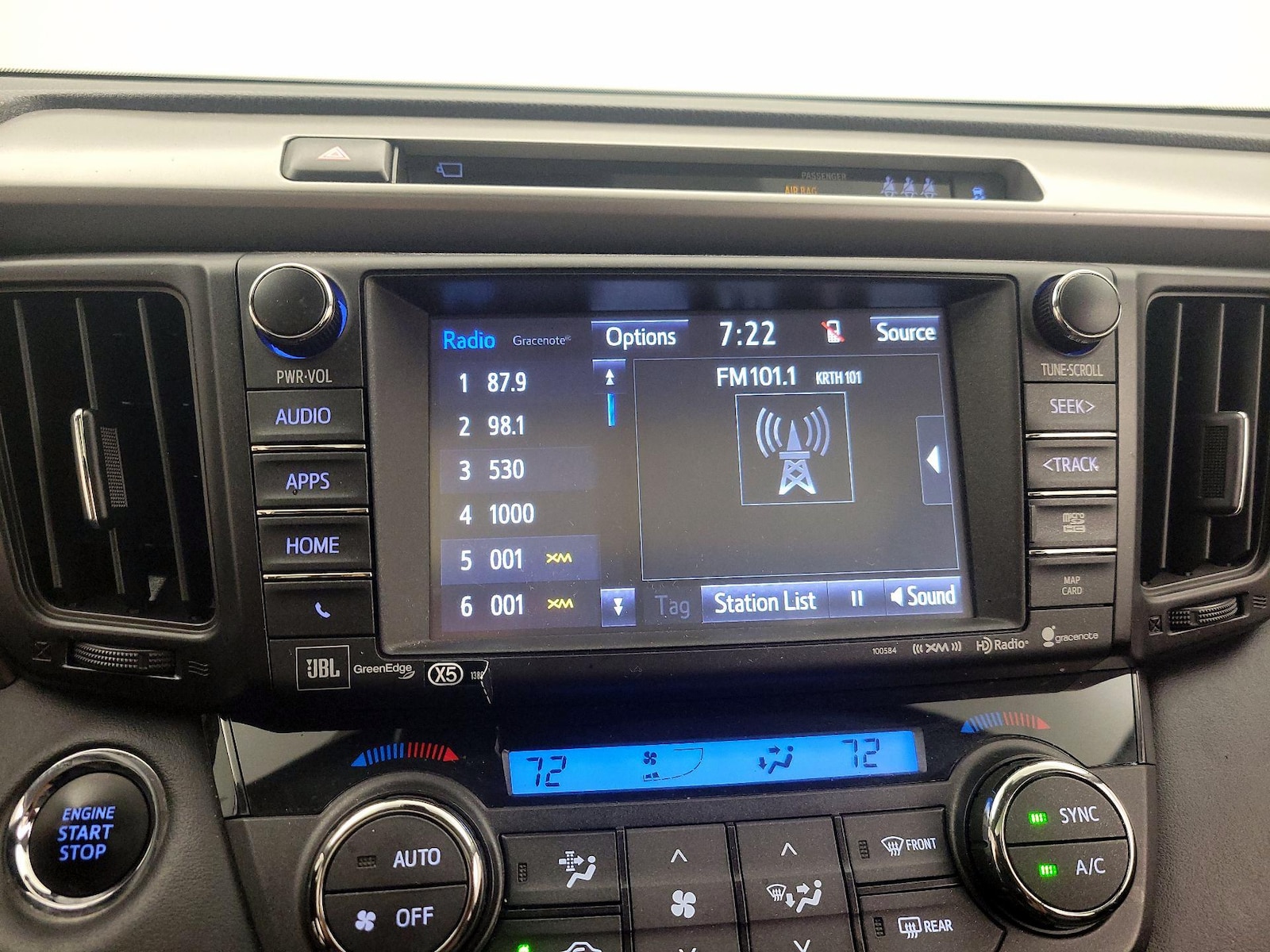 2017 Toyota RAV4 Limited - Photo 17